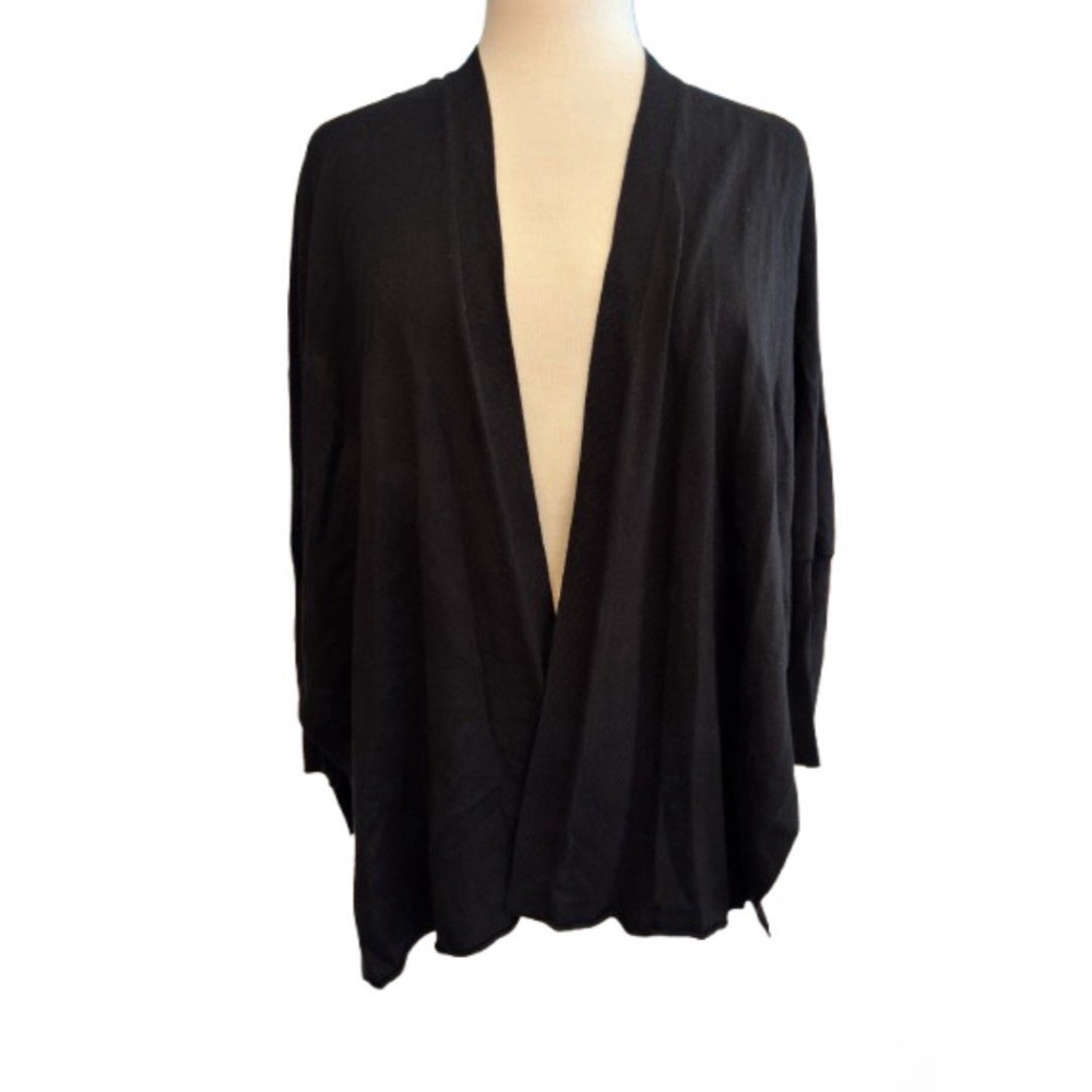 Tommy Bahamas Women's rare sweater Silk Blend‎ Size X Small fits Medium Black